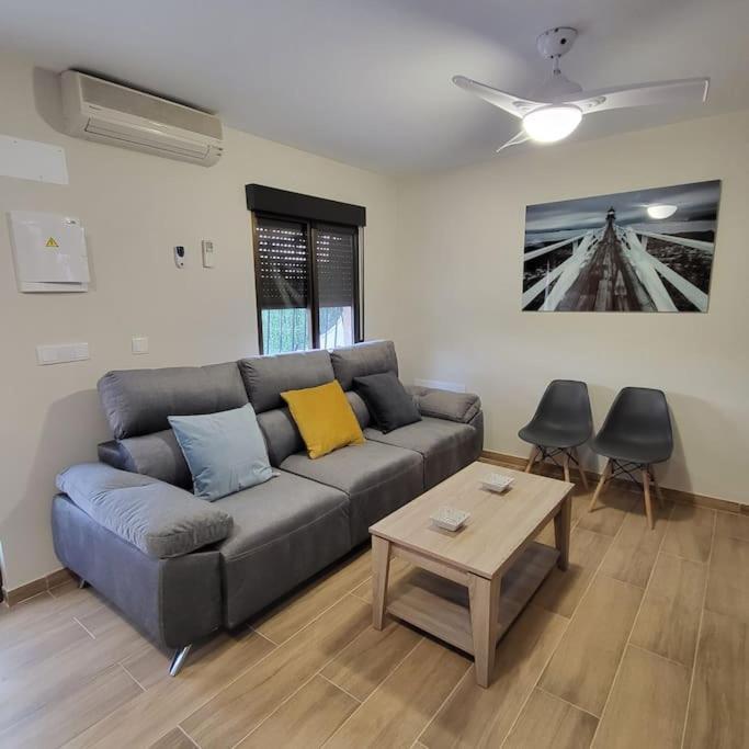 Zona Club Nautico Piscina Comunitaria 3 Holiday home *