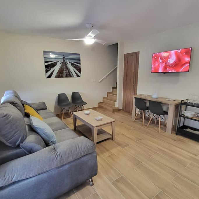 Holiday home Zona Club Nautico Piscina Comunitaria 3 *